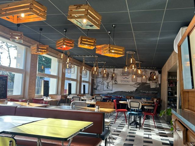 LES MARGATS DE RAOUL Grande salle